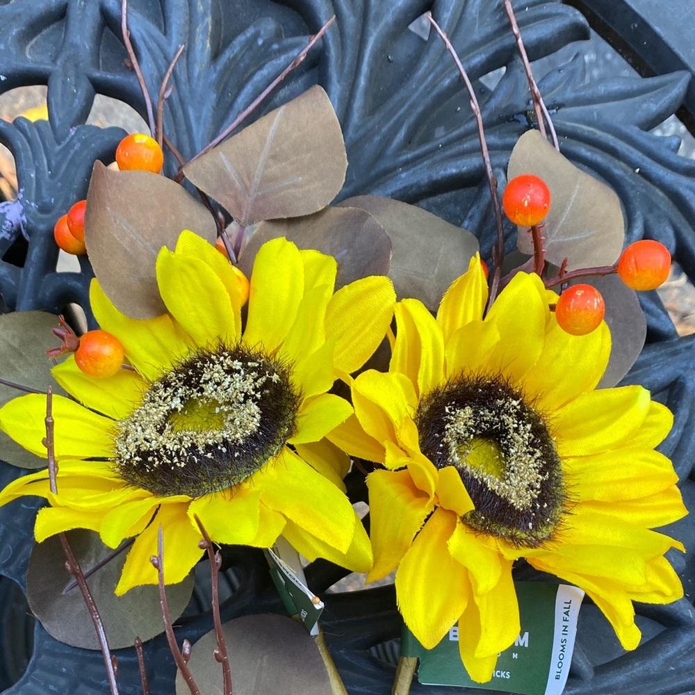 Bloom Room Fall Sunflower and berry Picks - Picture 6 of 6